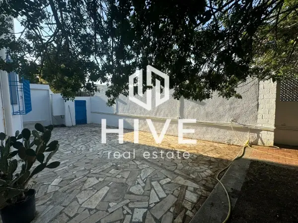 Villa en s+4 a louer a sidi bou said