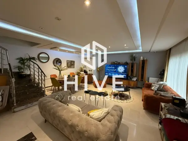 À LOUER - DUPLEX S+3 AVEC JARDIN AUX BERGES DU LAC II